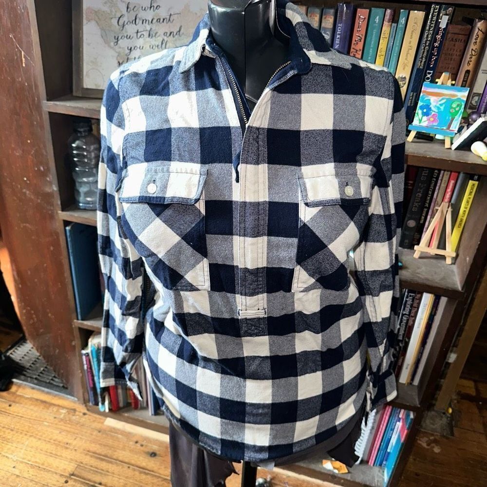 J Crew navy & white checked XS flannel lumberjack shirt